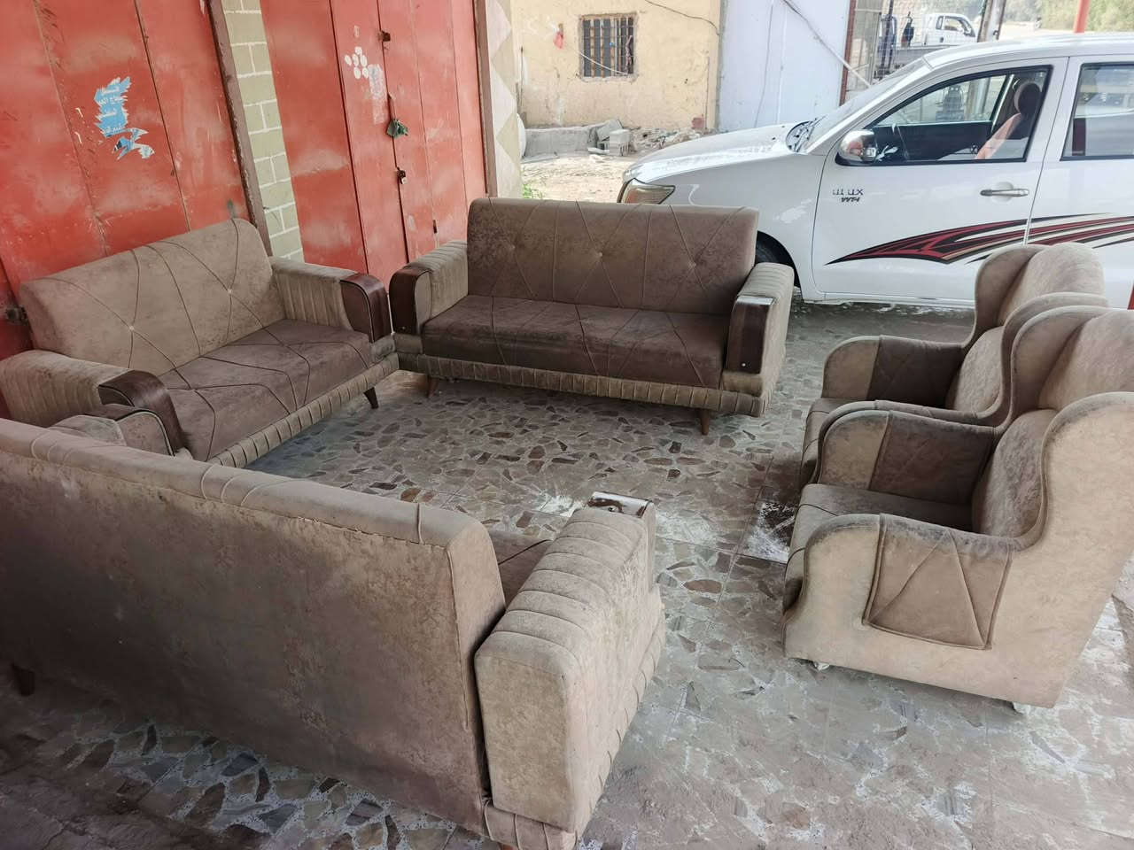 تخم 10 مقاعد تركي 
نظيف للحجز والاستفسار مراسله خاص ويوجد توصيل داخل بابل واقضيته


**إذا كنت صاحب هذا الإعلان وتريد حذفه لأي سبب، رجاءا أرسل رسالة إلى الدعم الفني**