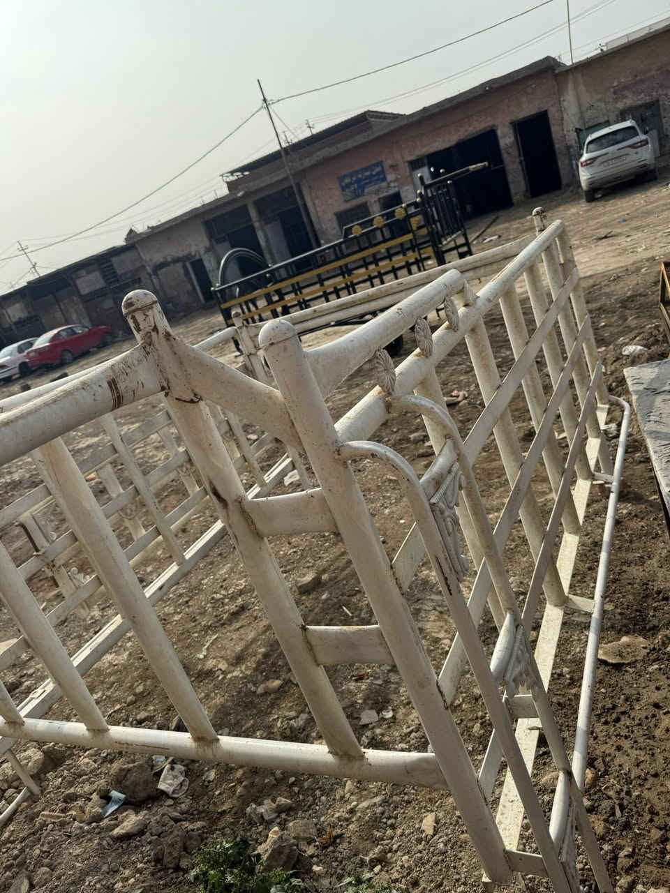 محجر للبيع دبل قماره شغل درجة اولى تسكام السعر 250  رقم الهاتف : ‭0773 529 5475‬
