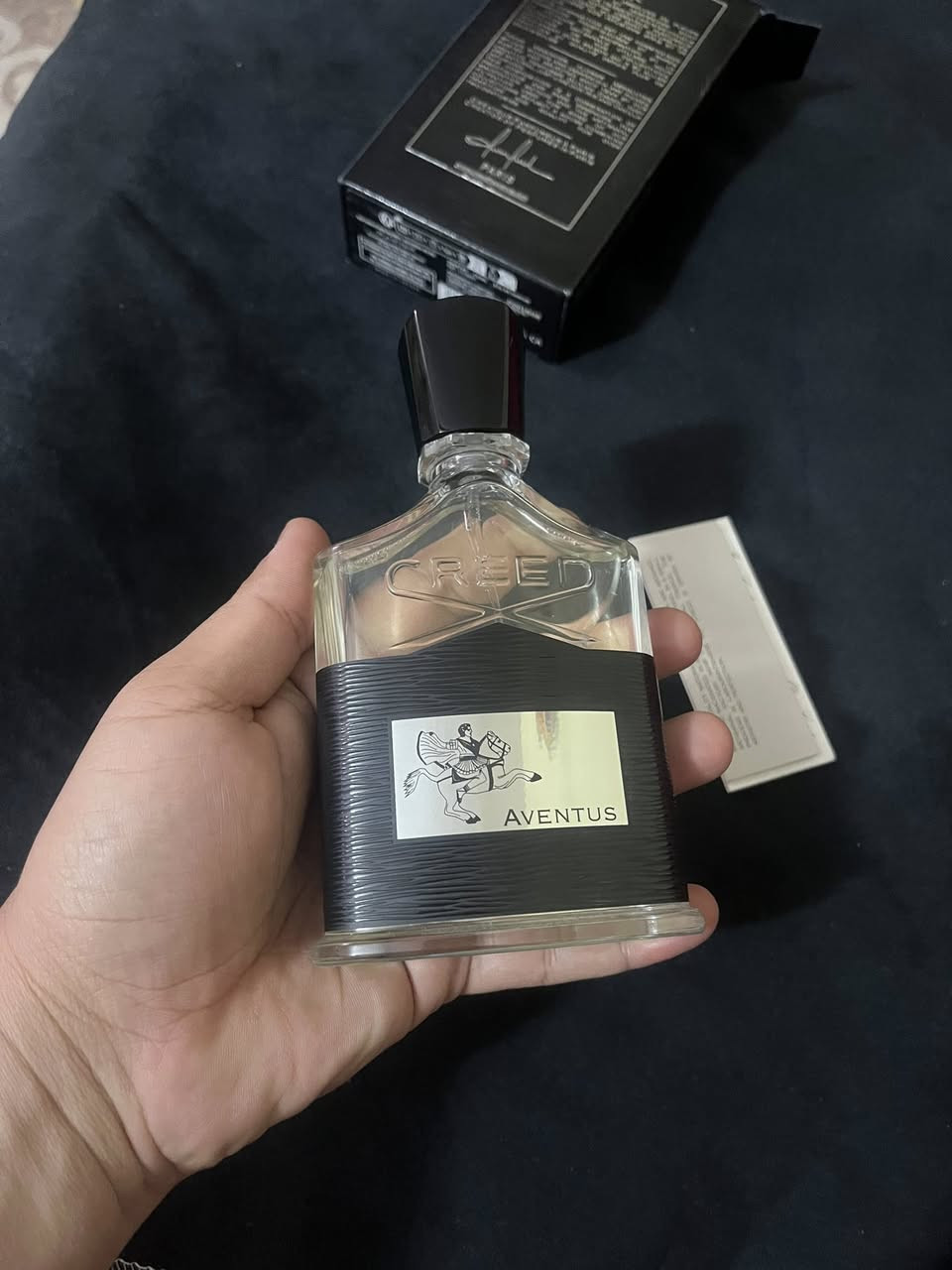 السلام عليكم 
للبيع قطعة اصلية ١٠٠٪؜ 
مرشوش منه قليل جداً مثل ما واضح 
السعر المطلوب:  475 الف 

ملاحظة: سعر الجديد ٥٥٠ الى ٥٦٠ حسب البائع 

وتساب ***********
