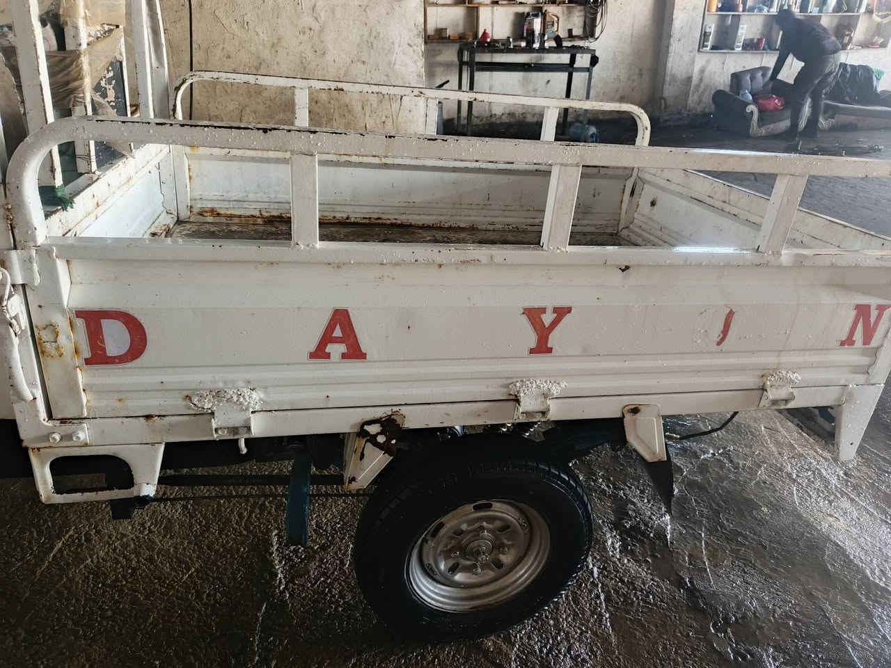 سلام عليكم ستوته دايون للبيع مكينه 25 مديل 2014 تواير جدد توني شادهن ودبلات جدد ***********
