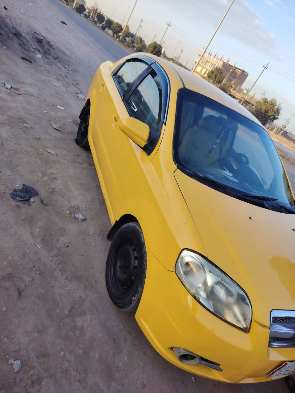 السلام عليكم افيو موديل 2008 سياره جديده مكينه وكير  وحداديه جدد الرقم بابل العنوان بابل السعر 42 رقم تليفوني ***********
