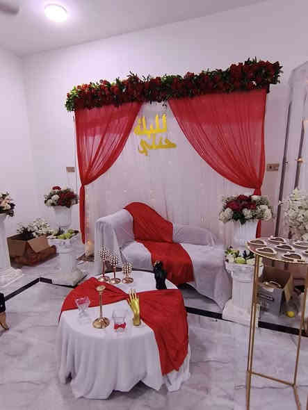 سلام عليكم للبيع كوشات عراس بعدهن حيل نضيفات هنه وغراضهن كاملات اي نقص مابيهن الاتصال *********** 
مكانهن الانبار الرمادي جويبه
