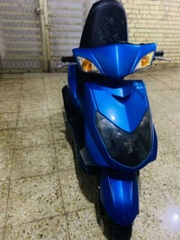 سلاام عليكم دراجه سكنس فحل كابريتر للبيع السعر700قفل 07752729068