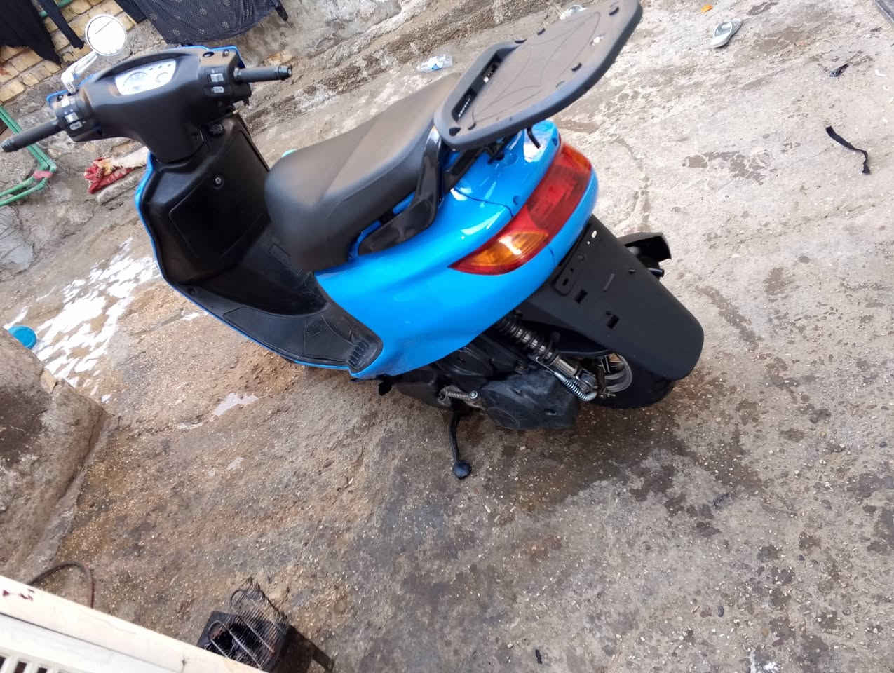 سلام عليكم عمي دراجه للبيع النضافه كدام عينك الشراي يجي خاص السعر 650 او بيهه مجال


**إذا كنت صاحب هذا الإعلان وتريد حذفه لأي سبب، رجاءا أرسل رسالة إلى الدعم الفني**