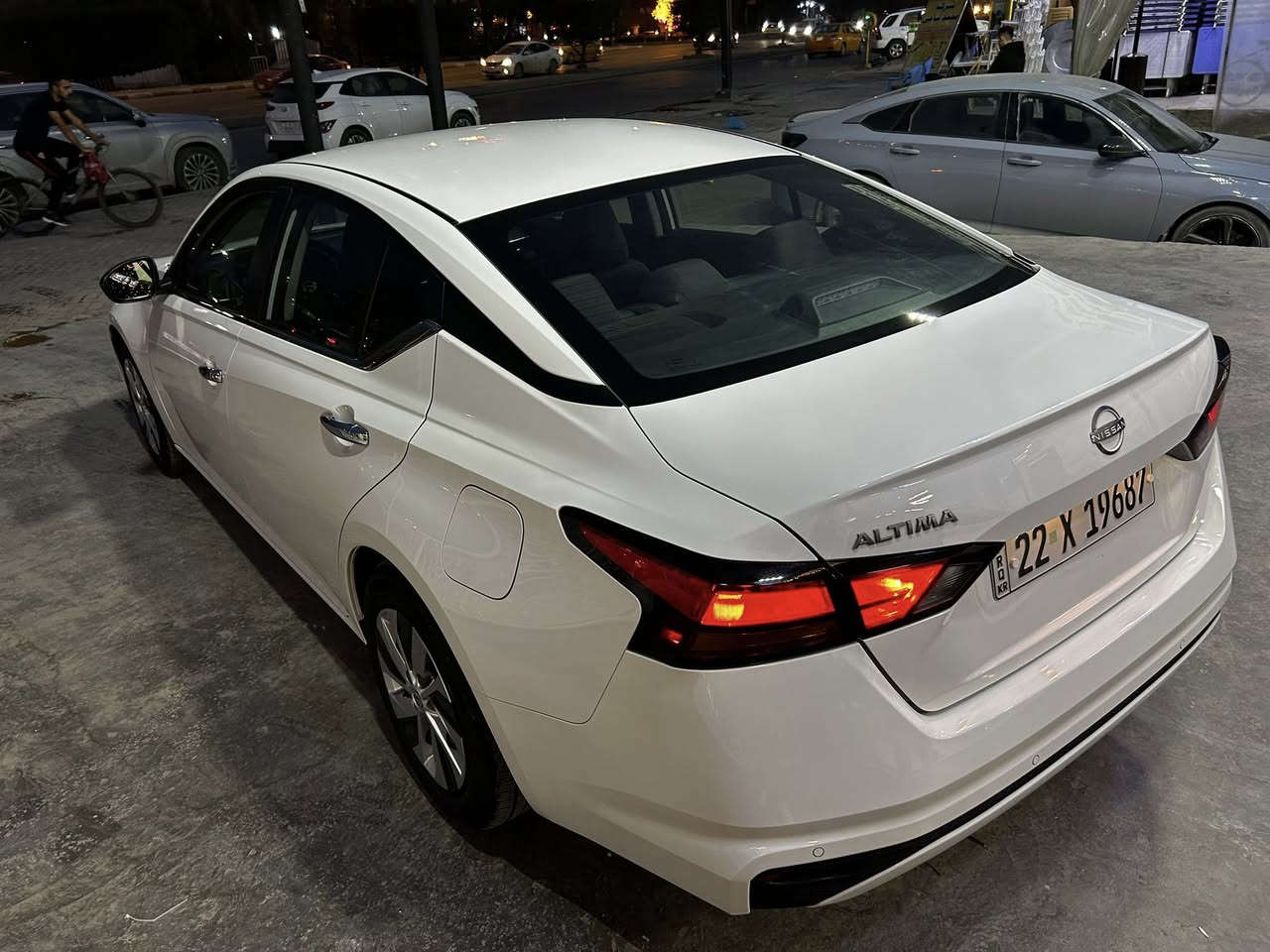 نيسان التيما S 2024 رقم اربيل بأسمي تحويل مباشر سنوية وهزة
وارقام جدد
ماشية 8 الف ميل
مواصفات معروفة بصمة وتشغيل عن بعد رادارات امامي وخلفي وجانبي
كير ومكينة بوضع الشركة
صدر امامي وخلفي وتخم تاير كفالة
حادث السيارة شباك امامي صور الحادث مرفقه
للاتصال
***********
العنوان بغداد  حي القاهره
