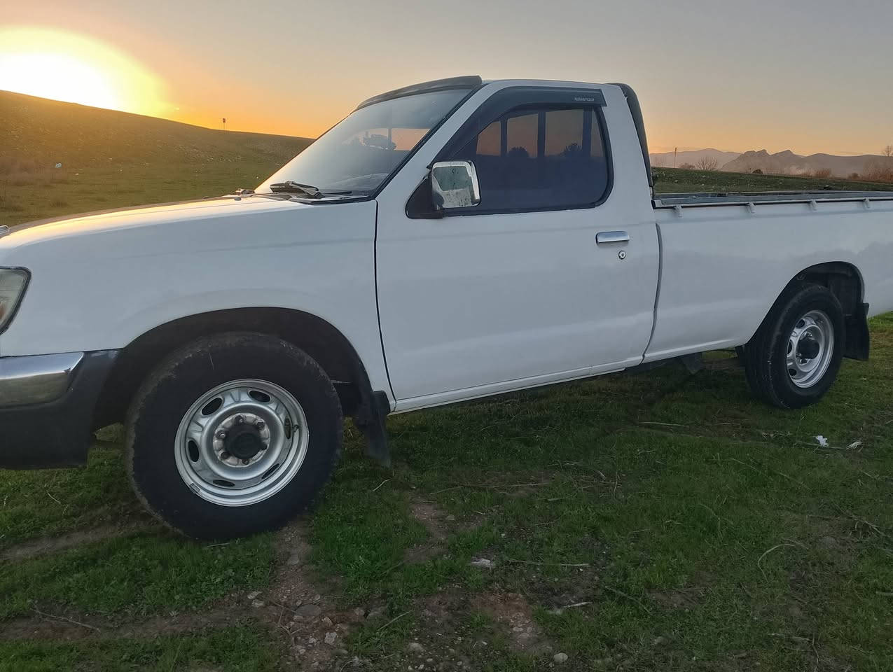 نیسان2001
تەبرید 
پاوەر
2 پارچە بۆیاخ بێ ناوگرتن
گێڕ و مەکینە و ئەکسل بەشەرت
75 گەڵا و مەعمەلە
***********
