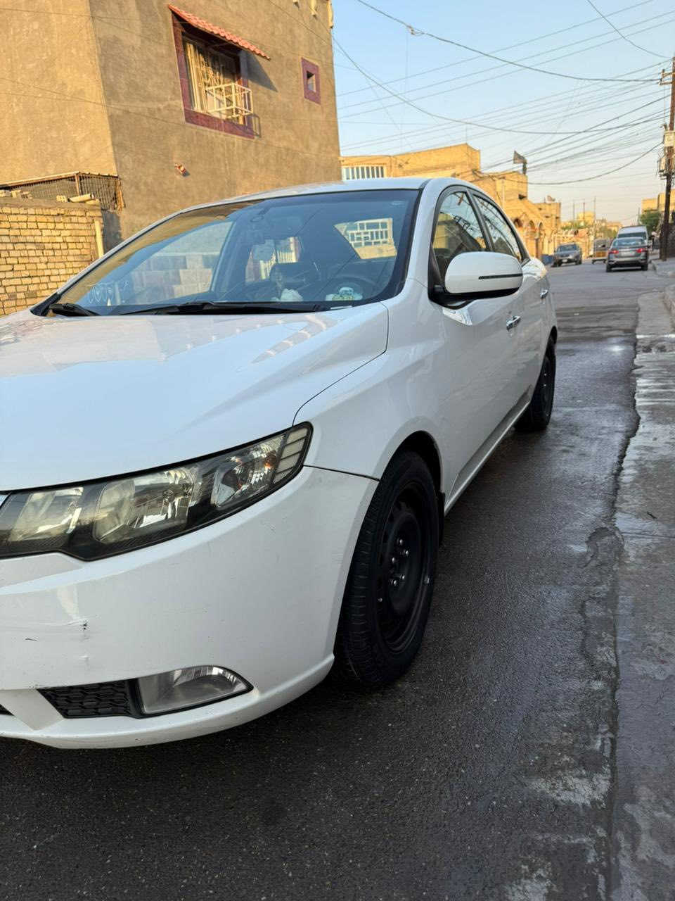 السلام عليكم للبيع كيا سيراتو رقم اسليمانيه جديد موديل (2012)مكفوله من كلشي مكان بغداد العبيدي السعر(114)وبيه مجال رقم موبايل (***********)
