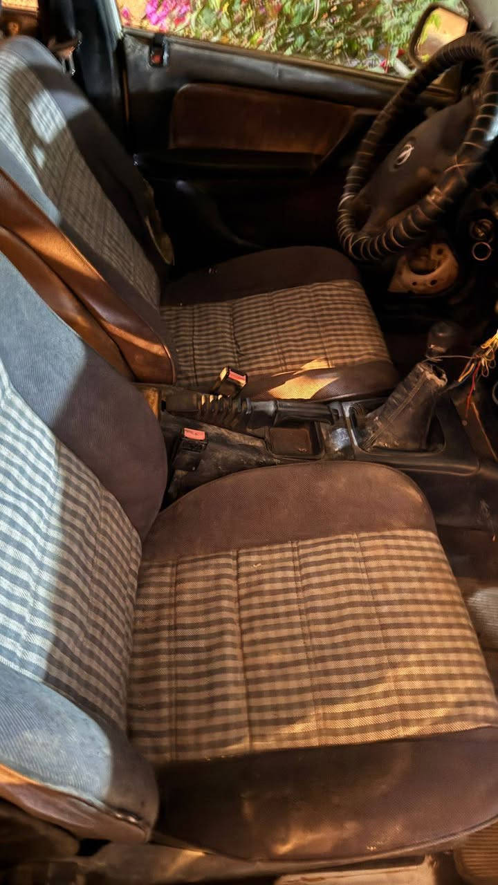 سلام عليكم للبيع اوبل اوميكه استيشن سياره بلادي بيه اخياسات وملكطهن محرك ٢٠٠٠ كير عادي كير محرك حداديه كهربائيات تخم تاير جديد سياره جاهزه السياره فحص موقت بابل ابسمي مكاني بابل السياحي للستفسار الاتصال *********** السعر ١٣ ورقه
