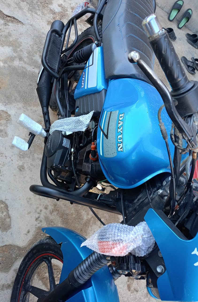 السلام عليكم جميعاً.... دايوان موديل 19 أوراق أصولية كاملة... دراجة حلوة ونظيفة// العنوان كوت الدجيلي 
***********
