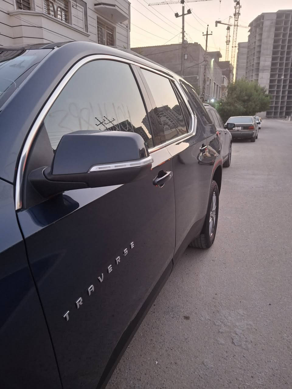 السلام عليكم شوفرليت ترافرس ٢٣Lt بدون رقم تترقم جميع المحافظات عدا الاقليم انا مستورده السياره جديده بون صبغ وتبديل بها تكحيل قليل في خشم البنيد للاتصال ***********
