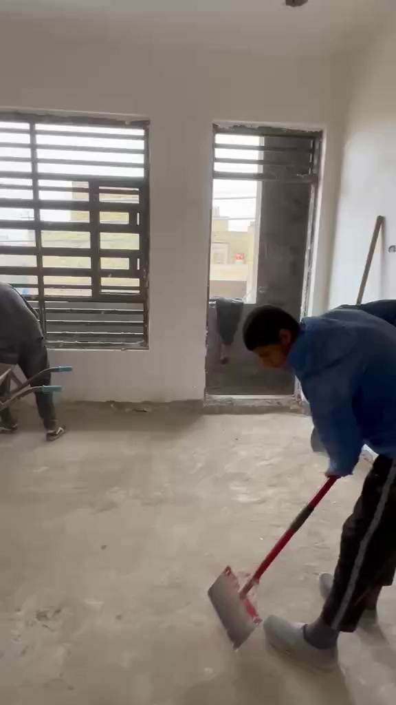 سلام عليكم احنه عمال جوكرية بشغل واسباع تصعيد مواد على ضهر وتفليش بيوت وتكشير حيطان وصب أرضية وغسل بيوت ونقل اثات وتزفيت صطوحة وقلع كاشي وترميم بيوت لبخ بيوت بنيان عكادة تصعيد تراب وحدل وتدخيل سبيس كافة الأعمال الشاقة وانسب الاسعار تصل على رقم وتدلل خاص متواجد لو حته بليل تخابرني نعمل ليلاً ونهاراً الاتصال على رقم ***********
