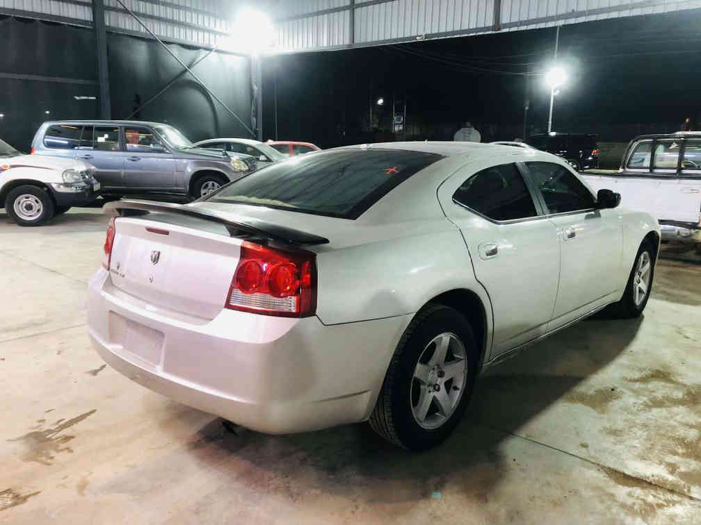 دۆج مۆدێل2010 فول مواسەفات بەس سڵاید نیە بەس مووسە بڕاوە نیە دەعموو لێدراو گێڕوو مەکینەو تەقەو ڕەقە بەشەرت گۆڕینەوەش دەکەم بەشتێک بەدڵم بێت بەس جوابی تەلەفون ئەدەمەوە شوێن سەیدسادق *********** .،،.،..،.،.،، حلبجة, السليمانية
