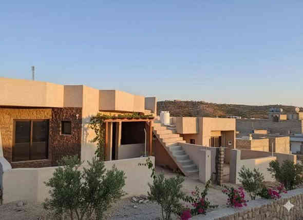 دوخاني بوفروتني لي ئه ڤريكي مه ساحه تا هه ر يكي 200متر خه ربي شيوازه كه سه ر ده ما نه هاتينه ئاڤاكرين سه عره كا گه له ك منا سب كار تيدا به رده وامه كوب ديزاينه كي سه رده مانه ديهينه تمام كرين 
 ***********
