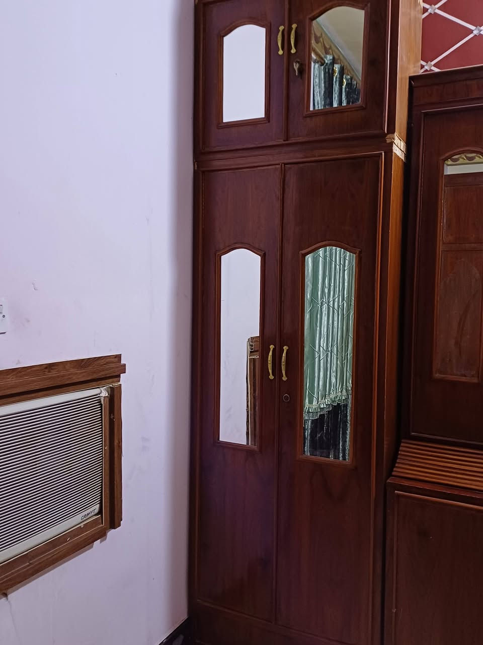 غرفة اخشاب عراقية حطاطه للبيع للاستفسار
***********
***********
