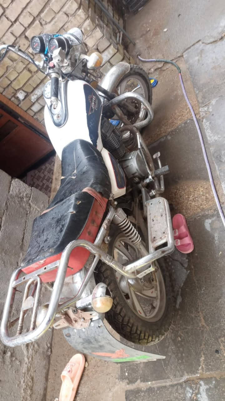 سلام عليكم دراجه جني للبيع2019 اوراقه كامله دراجه خير من الله وين ميعجبك اطلع سلف وهندر ولايت تخم تاير جديد اوياله جدد سلف كابريتر كله جديد الله شاهد السعر 450 مكاني بغداد ***********
