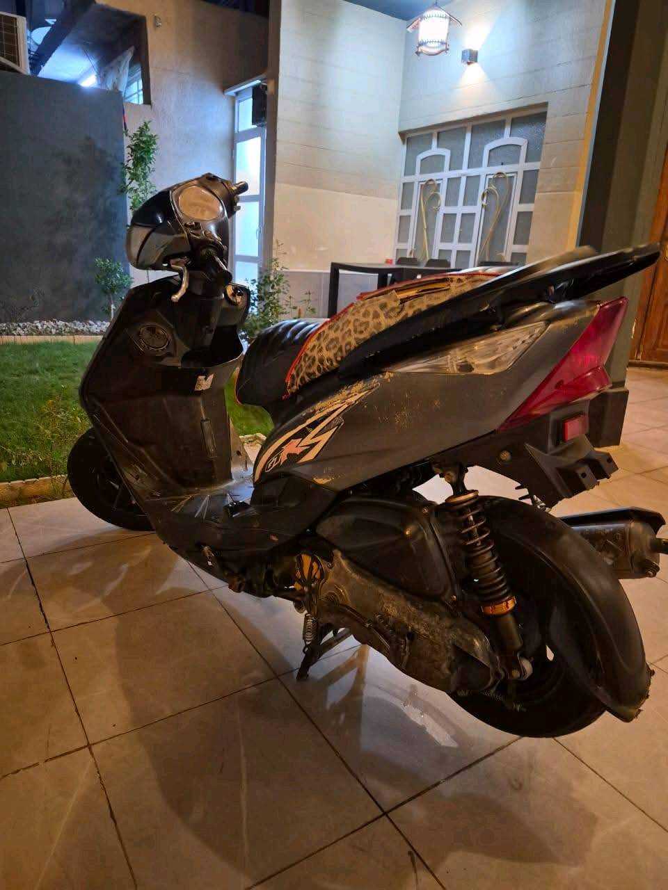 للبيع نقصها فج بريك وعنبار دراجه كلشي بيها شغال سعرها 450الف وبيها مجال شويه مكاني محموديه 