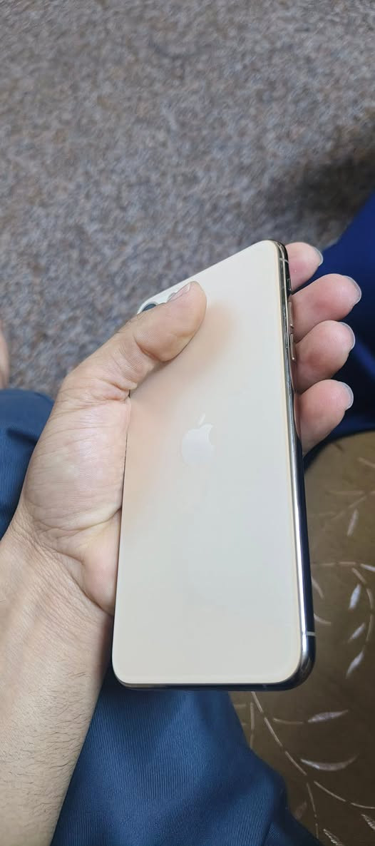 متاح ايفون 11 برو ماكس
ذاكرة 256
بطارية 76
نموذج M
فقط فيس ايدي واكف بي خط حيل خفيف
بسبب وكعه 
250 وبي مجال


**إذا كنت صاحب هذا الإعلان وتريد حذفه لأي سبب، رجاءا أرسل رسالة إلى الدعم الفني**