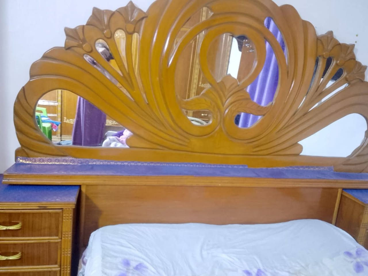 غرفه نوم البيع ٥٥٠بيهه مجال بسيط


**إذا كنت صاحب هذا الإعلان وتريد حذفه لأي سبب، رجاءا أرسل رسالة إلى الدعم الفني**