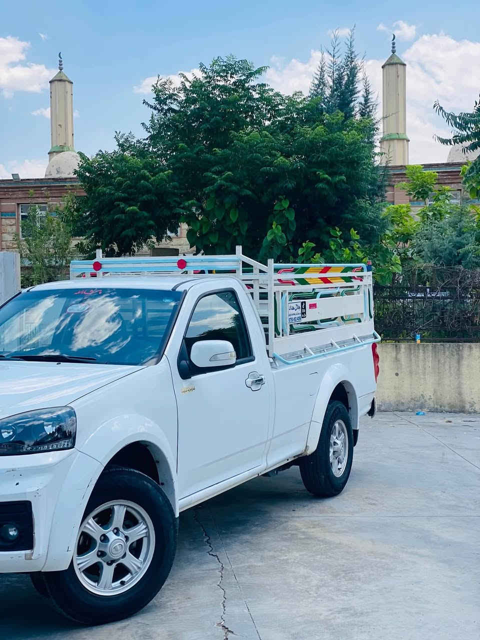 پیکاب GREAT WALL-WINGLE5مۆدیل 2021 سەیارەکە بێ سبوخە تەنها دوو جێی بچوکی ساردە گێروو مەکینەو ئەکسلی بەشەرتە سەنەوی تازە بەسەر چووە بەناو خۆمانە چەمچەو ناوبۆدی دەرەجەیەکی لەسەرە جەلال حەدادە  چوار تایەی نوێی لەژێرە  جوابی کۆمێنت نادەمەوە 
***********
