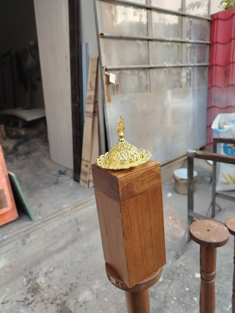 من اعمالي بالنجارة.
مليكان ذهب وكلشي تحتاجو نجهزه الكم من مبخرة وحامل حلق وعلب حلق وخواتم واطارات وشمعدان عالي للشموع الاسطوانية وستاند كيك وشمعدان صغير


**إذا كنت صاحب هذا الإعلان وتريد حذفه لأي سبب، رجاءا أرسل رسالة إلى الدعم الفني**