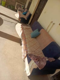 ديوان للبيع اربع قطع نقص بس الزاويه سعره 100 07702076912