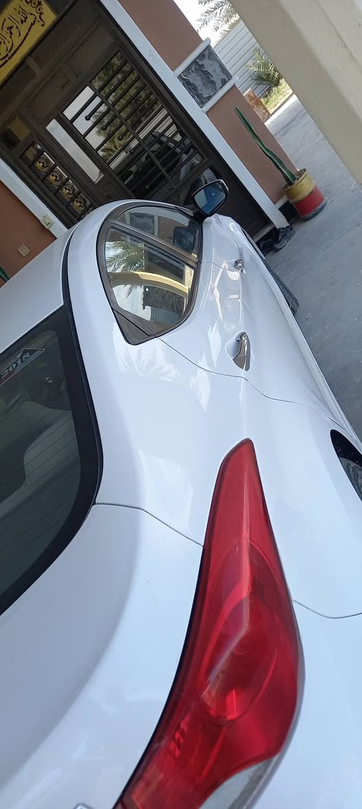 ا
لسلام عليكم النترا 14 للبيع سونار موجود بقيه التفاصيل اللاتصال ***********
