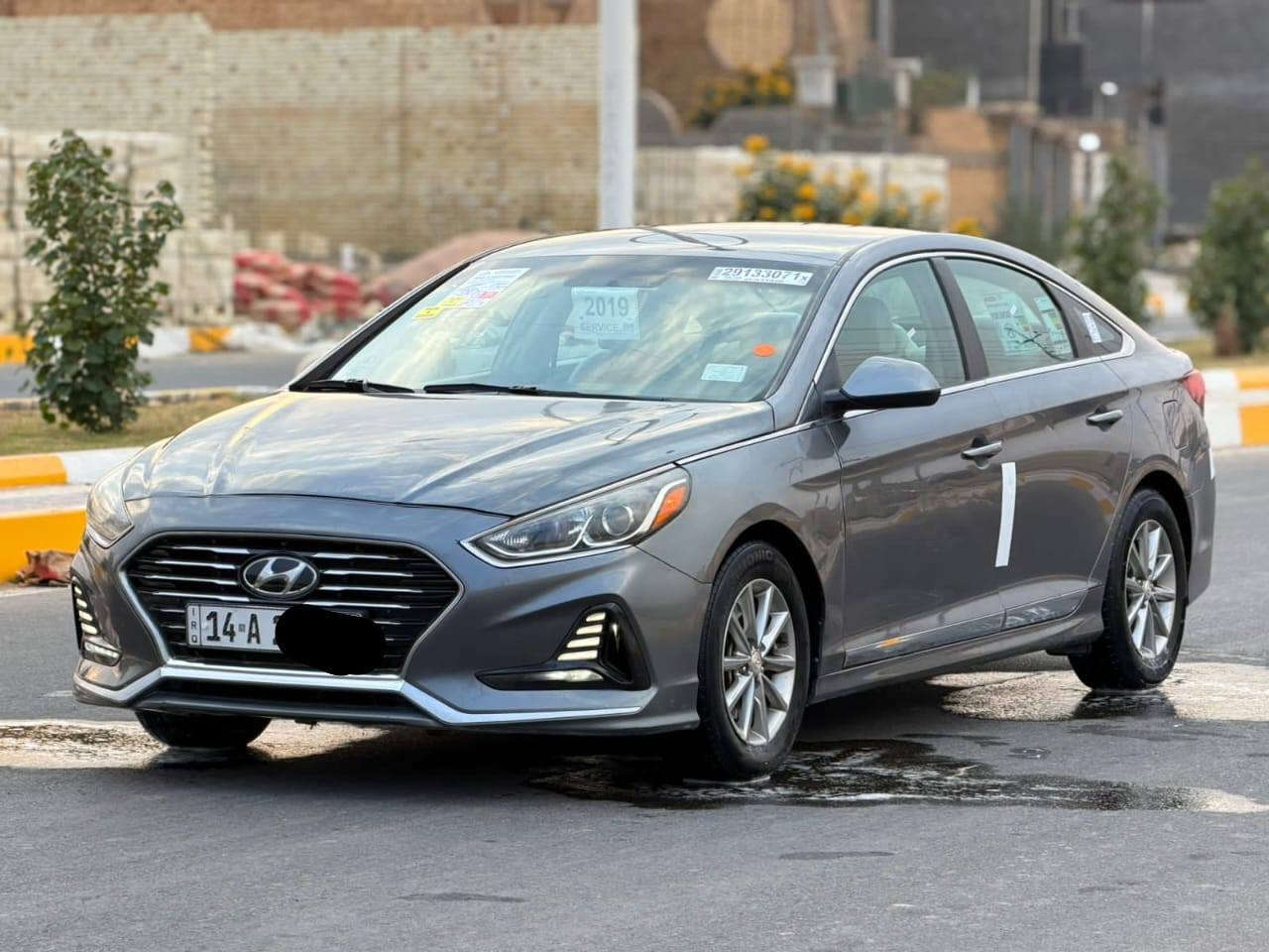 السلام عليكم للبيع سوناتا 2019 رقم بصره الجديد دولي صاعده هزه سنويه إصدار جديد وارد أمريكي بيها بنيد مبدل وصبغ مقدمه الجاملغات صور الحادث مرفقه ب المنشور السياره جديده ماشيه اقل ال 90 مواصفات شاشه تحكمات ويل كب كشن جلد محرك 2400 السياره جاهزه ما نقصها شي
السعر 120 وبيها مجال 
مكان السياره ناصريه 
***********
