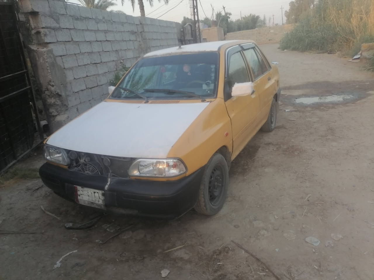 سلام عليكم سياره سايبه لبيع مديل ١١سياره جاهزه بس نقصه صدر تعبان  سياره بسمي بس مطلوبه مليون ١٣٠٠غرامات ابيع غرامات ع مشتري سعر ١٠وراق مكاني بغداد ابو عضام تاجي  ***********
