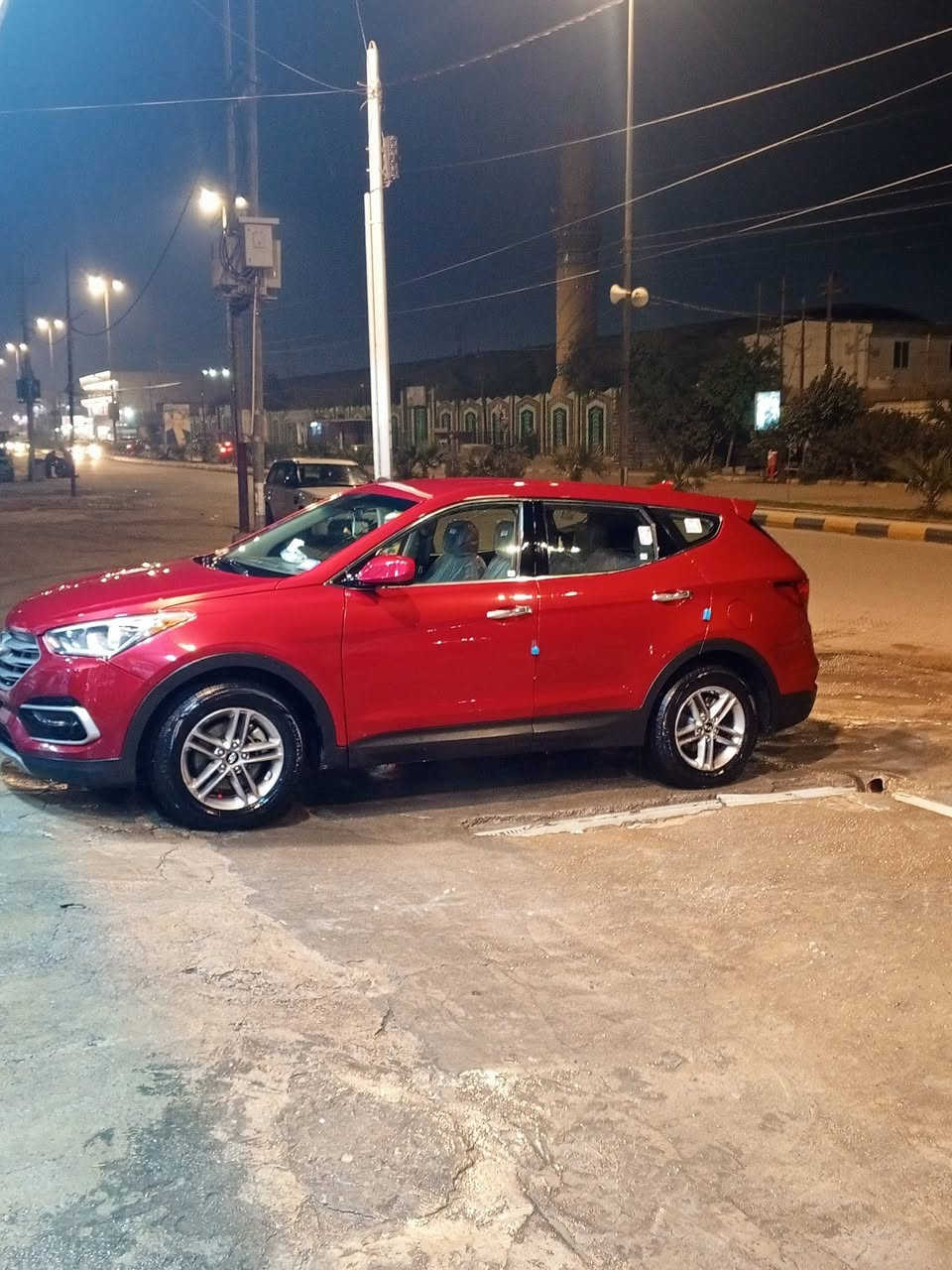 السلام عليكم سنتافي 2017
وارد امريكي تعال بنفسك أفحص وروح بالي يعجبك 
السيارة رادارات حساسات كلة شغال 
ماشية 98
نضافة السيارة 90/بال100
سنوية باسمي لسنة2031
السعر 146 لاستفسار الاتصال على الرقم 
***********
