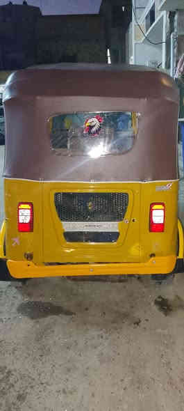 سلام عليكم تكتك البيع مديل 21مرقم تحويل مباشر سعر 6500وبيه مجال قليل حك جيه هاذ رقمي ***********
