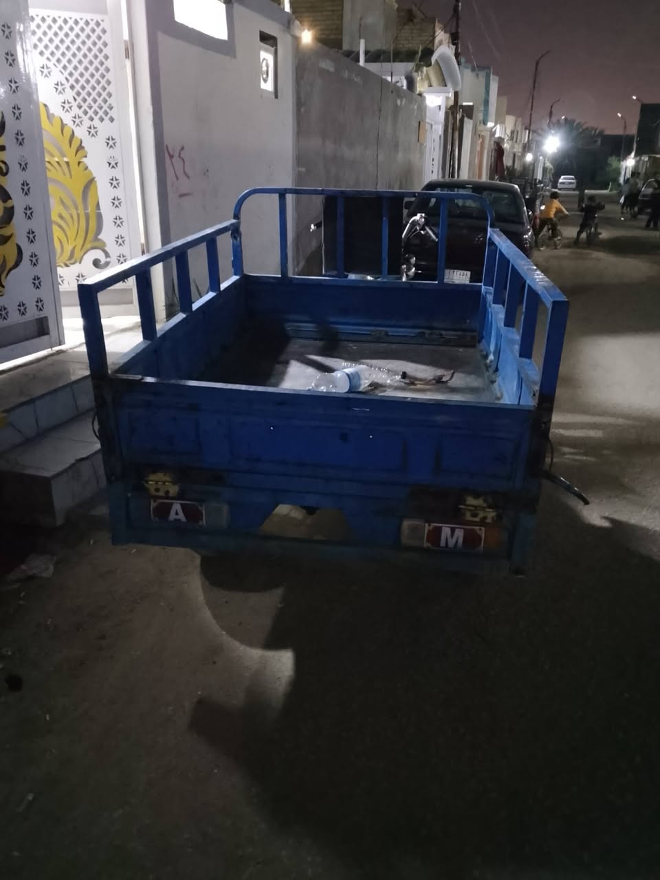 ستوته للبيع ب700سنويه ورقم راعيه ماموجود مكانه نجف ميسان زراعي ***********
