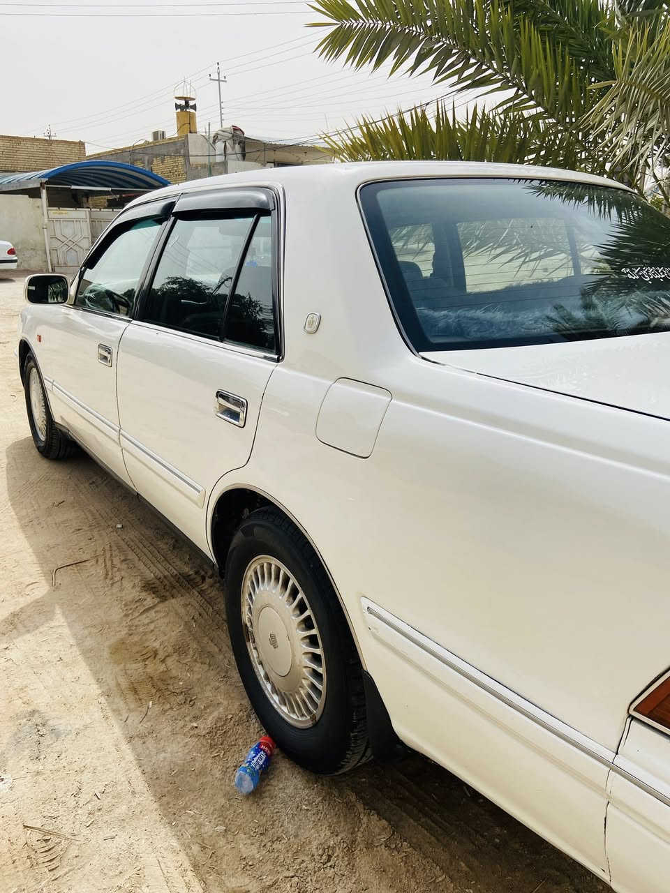 السلام عليكم راس الثور ايسر بلاد موديل 98 رقم انبار انكليزي  سنوية ل29 بأسمنه سياره نضيفه حيل كير محرك كهربائيات كله كفاله حته تحكم بالمرايات الجانبيه شغال تبريد ثلج بيه مدكر ايمن والمدكر الايسر الخلفي صبغ والباقي كفاله حته من الشخط الشواصي كفاله وقواعد الدبل مامفطوره شرط 
 السعر 115 وبيه مجال مكان السياره سوق الشيوخ  

***********
