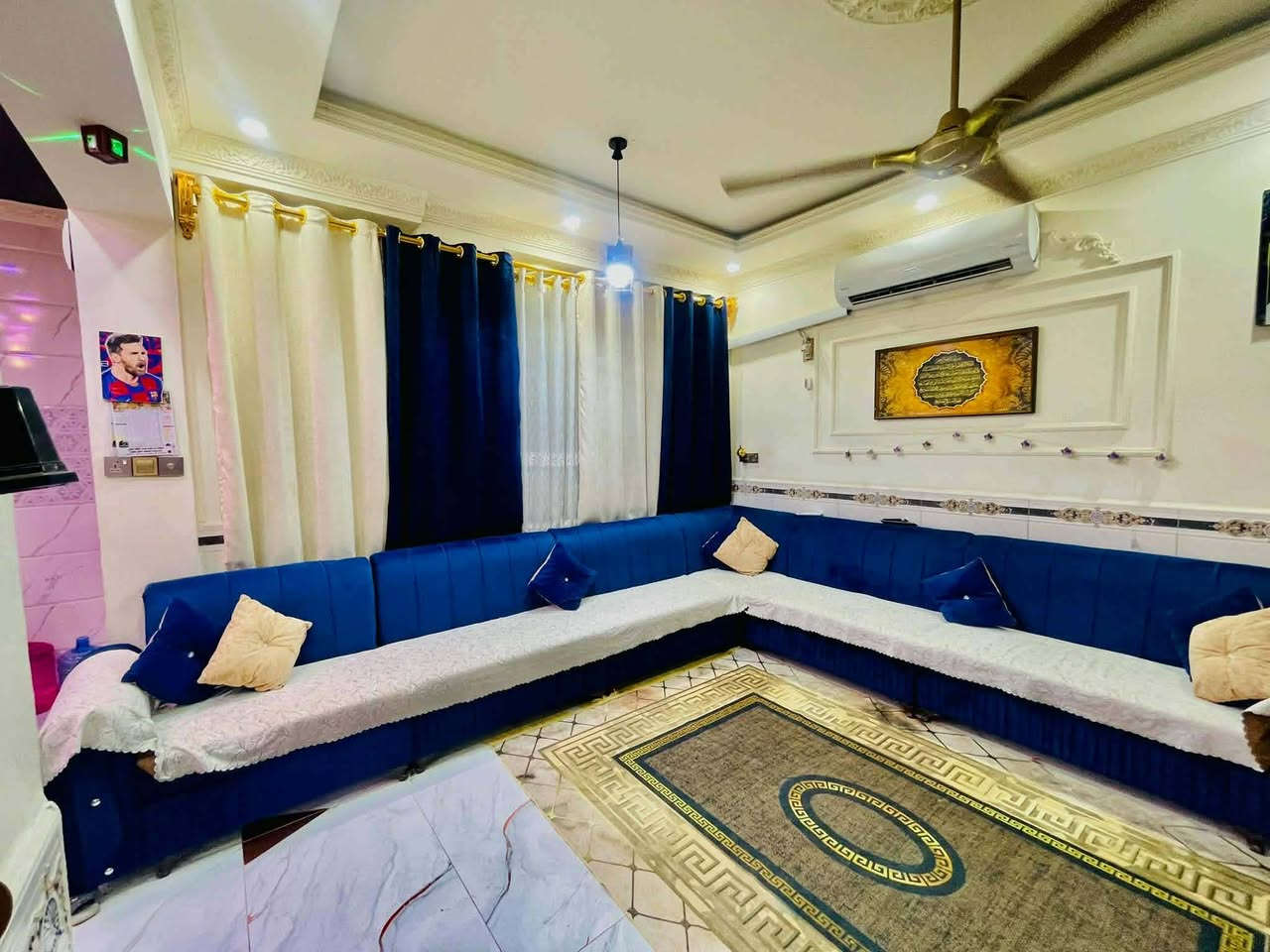 السلام عليكم بيت للبيع طابو صرف زراعي سند 25 مساحه 200 يحتوي على 5 غرف نوم واستقبال وكلدور عدد 2 ومطبخ حار وبارد وصحيات داخليه وخارجيه عدد 3 كراج سياره وممرات ركن على شارعين رئيسي وفرعي للعلم المنطقه مشموله تبليط ومجاري العنوان زوير الغربي شارع الحي الصناعي خلف المرور قرب اسواق احمد


**إذا كنت صاحب هذا الإعلان وتريد حذفه لأي سبب، رجاءا أرسل رسالة إلى الدعم الفني**