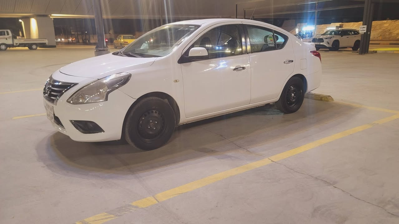 السلام عليكم
نيسان سني مديل 2021
رقم اربيل 
السياره مكفوله من الصبغ
فقط بيه طخه بارد بل جاملغ المامي 
والجنطه 
السعر 108
***********
