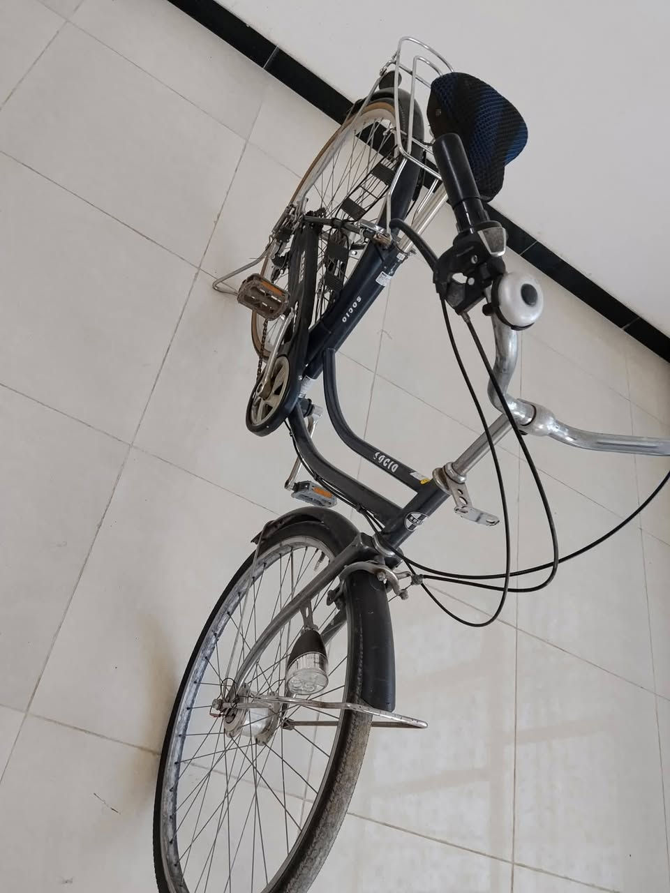 باسكل نضيف كلش باله ياباني اصلي هذا ختم كدامك لون مميز حبري ماخذه ب90رايده ب 70بي مجال قليل مكاني ديوانية


**إذا كنت صاحب هذا الإعلان وتريد حذفه لأي سبب، رجاءا أرسل رسالة إلى الدعم الفني**