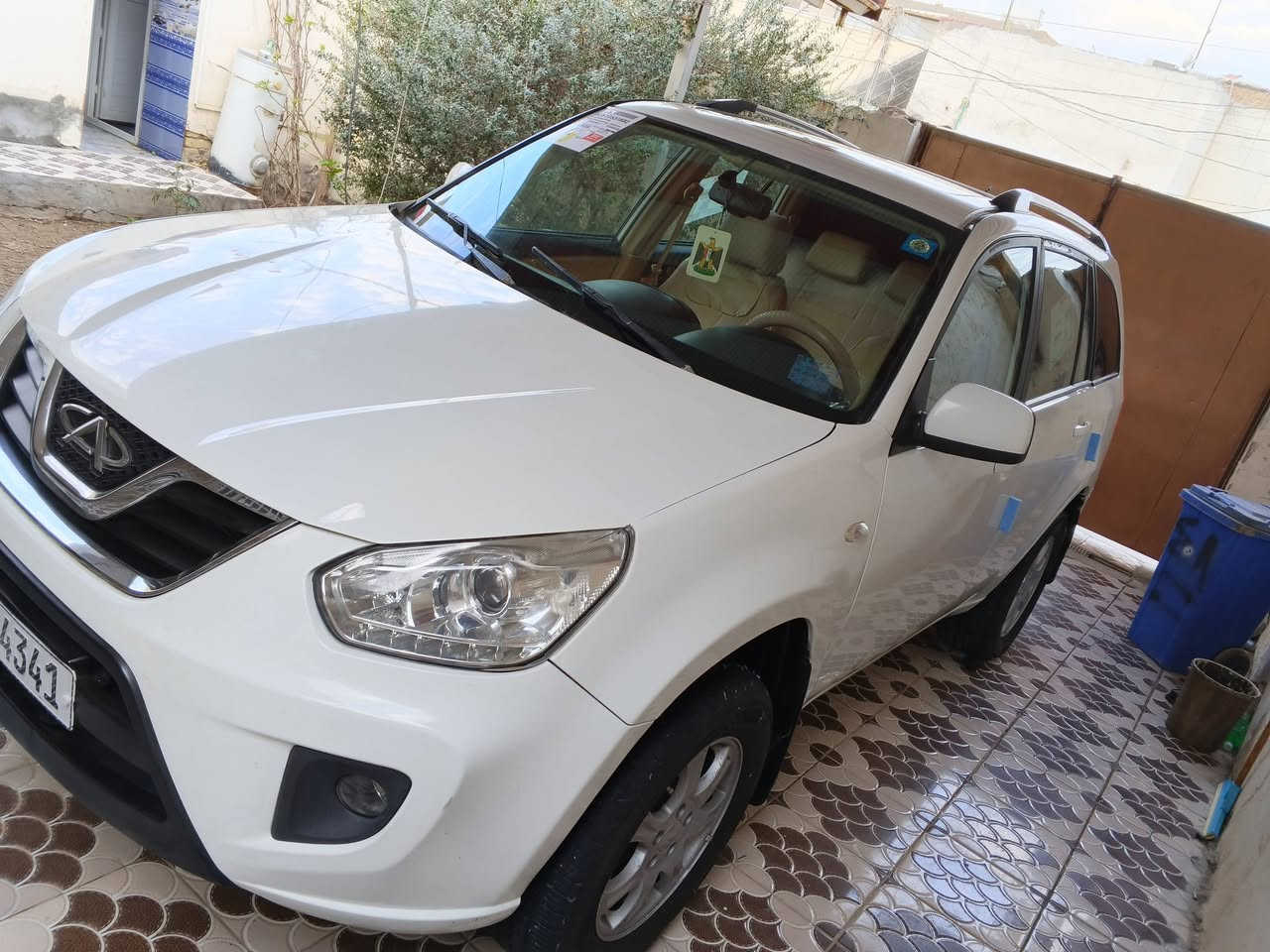 للبيع   تيكو . موديل 2014 .  كير ميكانيكي  مكينه 2000
رقم قادسيه  انكليزي باسمي  مشروع وطني سنوية جديدة .. 2031
مكفوله كفاله عامه 
تبريد شغال  مكينه كير حداديه تبريد كهربائيات تخم تاير مكفول 
السياره  ما ناقصها شي وحلوه ونضيفه. 
العنوان ديوانيه  
السعر 73 وبي مجال 
***********
