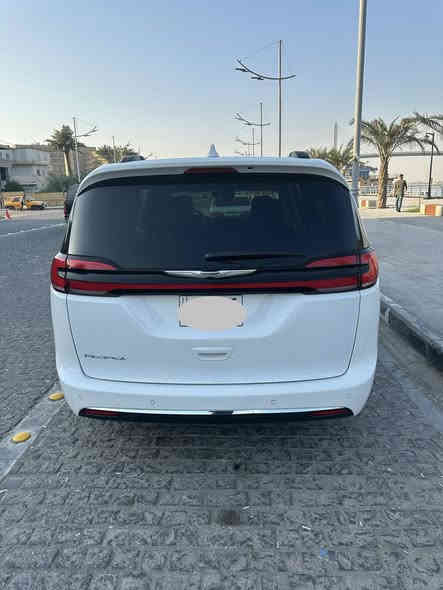 للبيع :كرايسلر باسفيكا ( اوباما عائلي )سبعة راكب كلين بدون حادث موديل 2022 رقم بصرة الماني باسمي فئة ( تورنگ L ) مكان السيارة محافظة البصرة للاستفسار مراسلة على الويتساب 
***********
