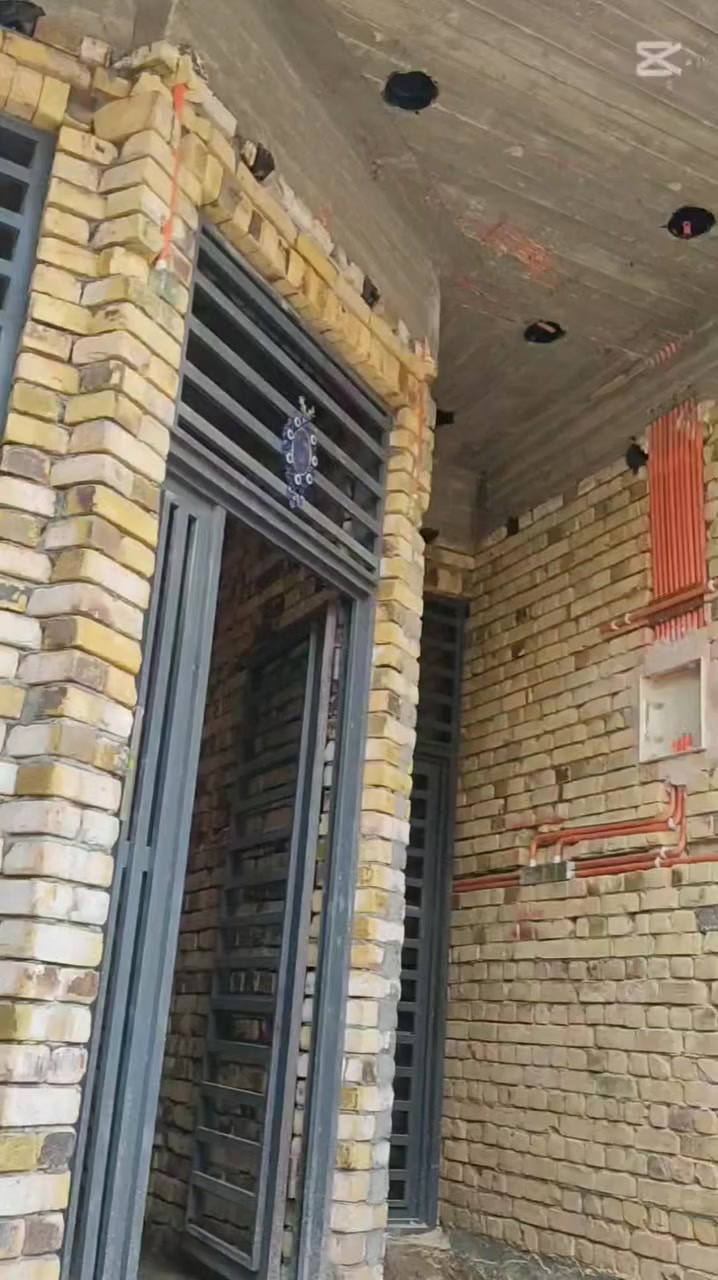 حسون كهربائي 
***********
تجهيز من مجمع الضامن 
احمد عبد الزهره الفرطوسي
