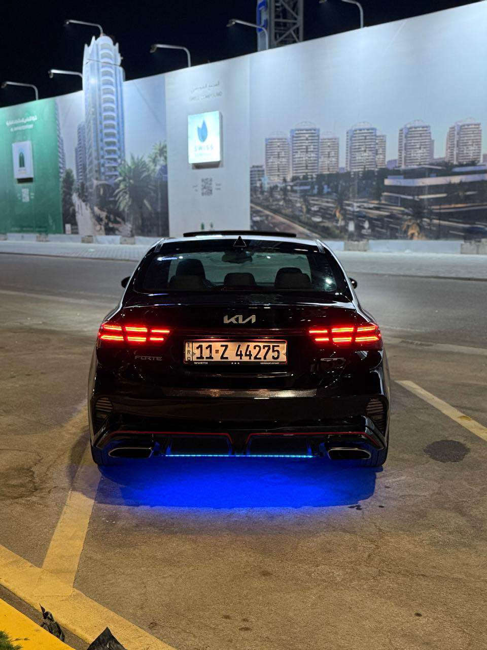 سلام عليكم 
كيا فورتي GT 2024 فول مواصفات
ماشيه 28 الف كيلو 
كير DCT سبع نمر رياضي
رقم بغداد باسمي تحويل ثاني يوم
الموصفات
فتحه سقف
بصمه تشغيل عن بعد
جنطه كهرباء
نقطه عمياء بلمري
شاحن وايرلس
شفتات ستيرن
رادار تحديد مسار 
اوتو هولد 
ايقاف ذاتي 
مثبت سرعة
شاشه كبيره 9 انج
كشنات جلد حضن
سستم صوت هارلم
دبل اكزوز رياضي 
تدفئه وتبريد بل كشنات
بدون ايرباك ولا تبديل ولا صبغ فقط بارد بل جاملغ الايسر الامامي 
مكان السياره الغزالية 
*********** بغداد, العراق
