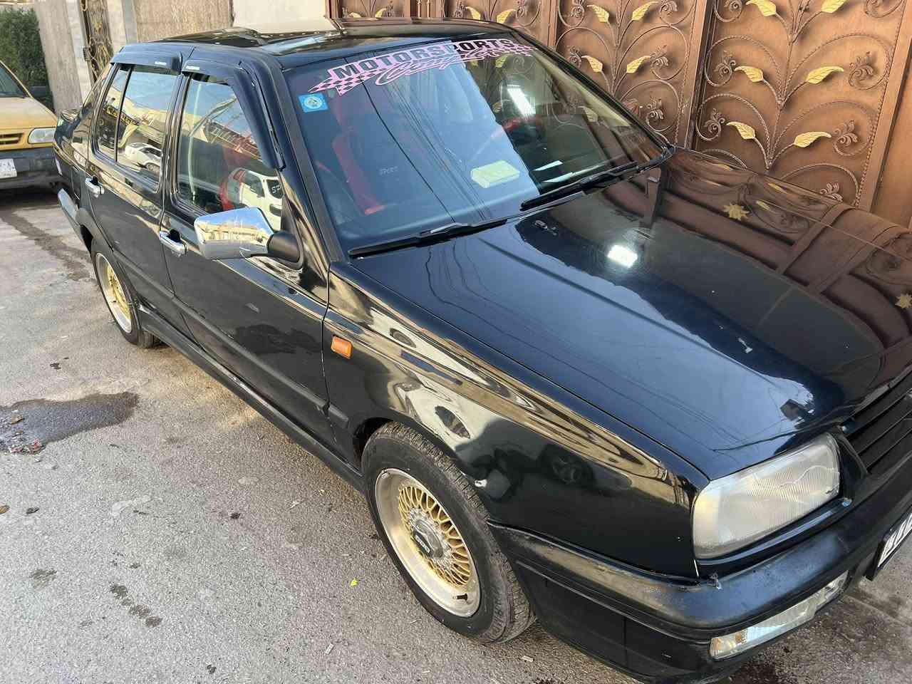 كولف 93فنتو
‎ محرك 2000 كير اوتو   

‎ 

كهربائيات. وتفاصيلها كل شغاله 

‎   طبعا السياره  صدرها امامي خلفي

جديد

‎كير مكينه تمام 

‎تبريد ثلج شغاله.  

‎ ويل رياضي وتخم تاير   

‎ غرفتها نظيفه 

مصبوغه عام جماليه 

‎السياره كاملها مكمله اي نقص ما بيها  

‎رايده 42 وبيها مجال بسيط

‎مكاني الدوره  ***********
