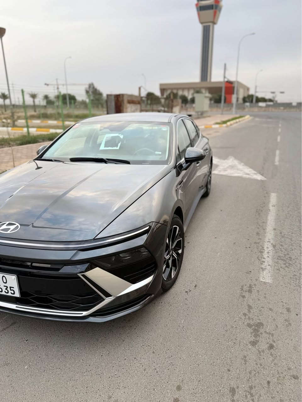 السلام عليكم 
من رخصة الادمن
سوناتا 2025 رقم أربيل الجديد 
لون رصاصي🩶🩶🩶
زيرو ماشية 20مايل
ملاحظه السيارة  صبغ شبر بل بنيد
بدون تبديل بدون ايرباك
صور الحادث بل منشور 
مواصفات  
شاشه متصله 
كامره دواره
تبريد لمس 
اوتو هولد  هندبريك بصمه 
ثلاثه انظمه قياده 
كشن كهرباء 
لد امامي وخلفي 
كشن تدفئه
بصمه ابواب وبصمه تشغيل 
تشغيل عن بعد 
مكينه 2500بانزين
كير تعليك 8نمر
تحديد مسار 
رادارات امامي وجانبي
بعد بيها مواصفات
ولسياره جديده بمعنى الكلمه مال جني
السياره دخول جديد
مكان السياره بغداد زيونه
السعر 198$$

للاتصال *********** ////0780666418 بغداد, العراق
