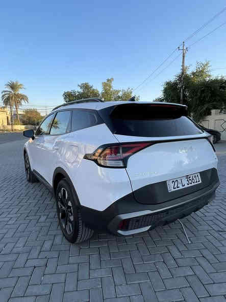 السلام عليكم ورحمة الله وبركاته 
تفاصيل كامله بالمنشور 
كيا سبورتج موديل 2023 وارد امريكي اربيل بأسمي السنويه 
فئه الاكس لاين الطويله 
مواصفتها 
بصمه دخول بصمه تشغيل تحكمات بالستيرن كروز ساعه شاشتين جبيره كاميرا خلفيه  حساس خلفي وحساس امامي رادرات اماميه جانبيه كراسي جلد كرسي سايق كهرباء قطعتين تبريد +تدفئه بالكراسي تبريد لمس فور ويل تشغيل واطفاء ذاتي عن التوقف نضام اوتو هولد نضام مانع انحدار وشاحن لاسلكي + مخرج شحن بالمقاعد الخلفيه ..سايد بريك بصمه
مكينه حجمها 2500 ممفتوحه لا هيه ولا الكير 
ماشيه 42 الف 
حادث السياره بابتين مبدلات نفس اللون وبكد كف الايد صبغ بالجاملغ الخلفي 
+ تصليح داخل الباب الخلفي..
الدعاميه  الاماميه والخلفيه مكفولات من الصبغ ومن الفتح 
تبريد السياره بلادي 
صدر السياره مال شركه بلادي 
بدلت بيها تخم تاير وبدلت تخم دسكات فقط لاغير 
عنوان السياره بغداد العامريه 
سعر السياره 215 ورقه 
رقم التلفون 
***********
