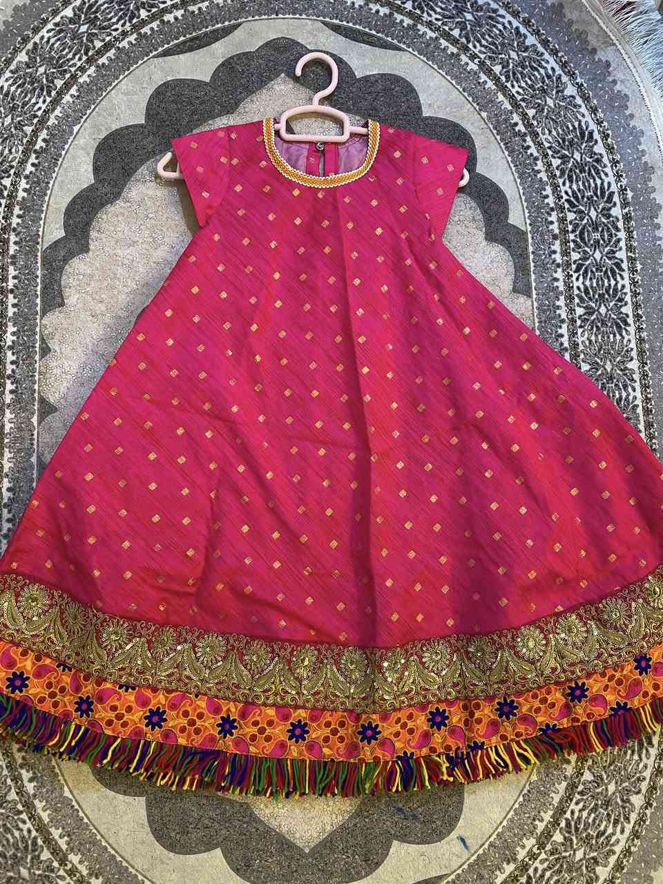 هلو حبايب بقت كم قطعه عليها تخفيض قوي
الاسعار ١٥ الف فقط 
الاعمار مثبته اسفل الصور


**إذا كنت صاحب هذا الإعلان وتريد حذفه لأي سبب، رجاءا أرسل رسالة إلى الدعم الفني**