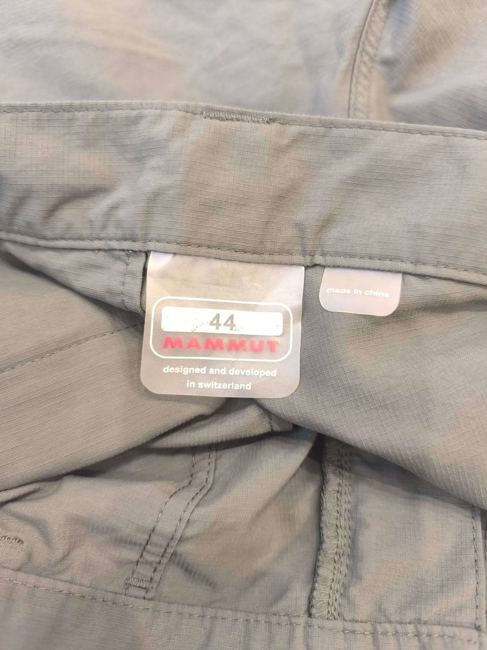 سی چارگ برموده 
كمر 30سم
سعر 15ھزار
شۆیین ھولیر


**إذا كنت صاحب هذا الإعلان وتريد حذفه لأي سبب، رجاءا أرسل رسالة إلى الدعم الفني**