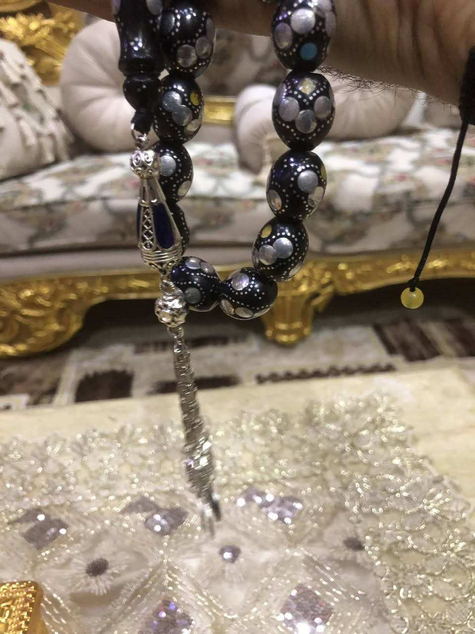 نارجين مصري دك فضي انتيمون ٣٣حبة قطعة خشنة جميلة جدا وزن ١٣٥غرام كركوشة جميلة محمل شيوخ سعر ٨٥الف مع توصيل 🚚


**إذا كنت صاحب هذا الإعلان وتريد حذفه لأي سبب، رجاءا أرسل رسالة إلى الدعم الفني**