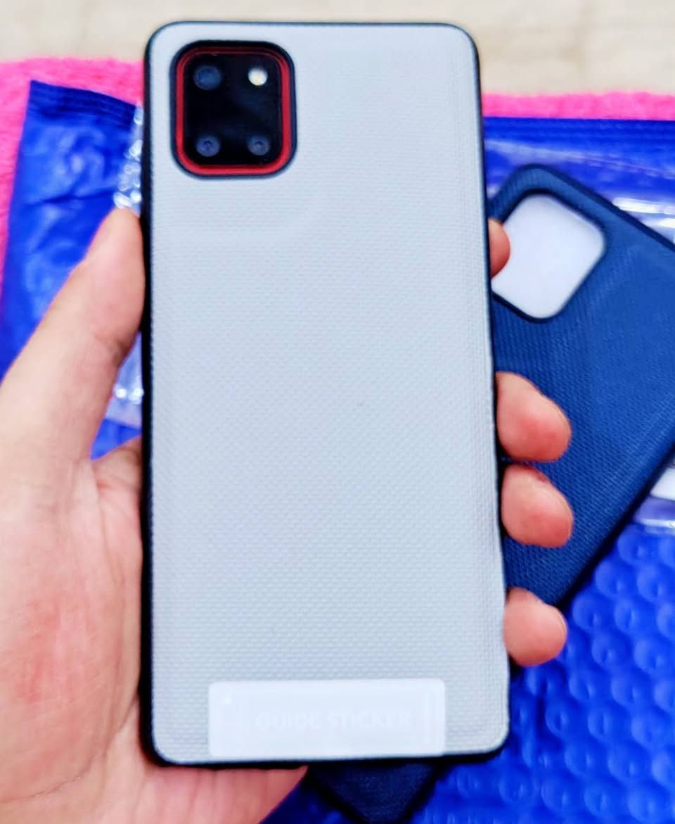 سامسونك نوت 10 لايت 5g لون احمر مميز 
ذاكره 128 
شرق اوسط دبل سيم كارت 
نظيف جداً (بدون ملحقات) مع كفرين هدية+ شادله لاصق حماية للشاشه، 
مبدل جرار سيم كارت فقط يعني بدون فتح  لا مفتوح ولا مصلح شرط الفحص والضمان 
السعر 200 مكاني بغداد البلديات ما عندي توصيل وتحياتي للطيبين،


**إذا كنت صاحب هذا الإعلان وتريد حذفه لأي سبب، رجاءا أرسل رسالة إلى الدعم الفني**