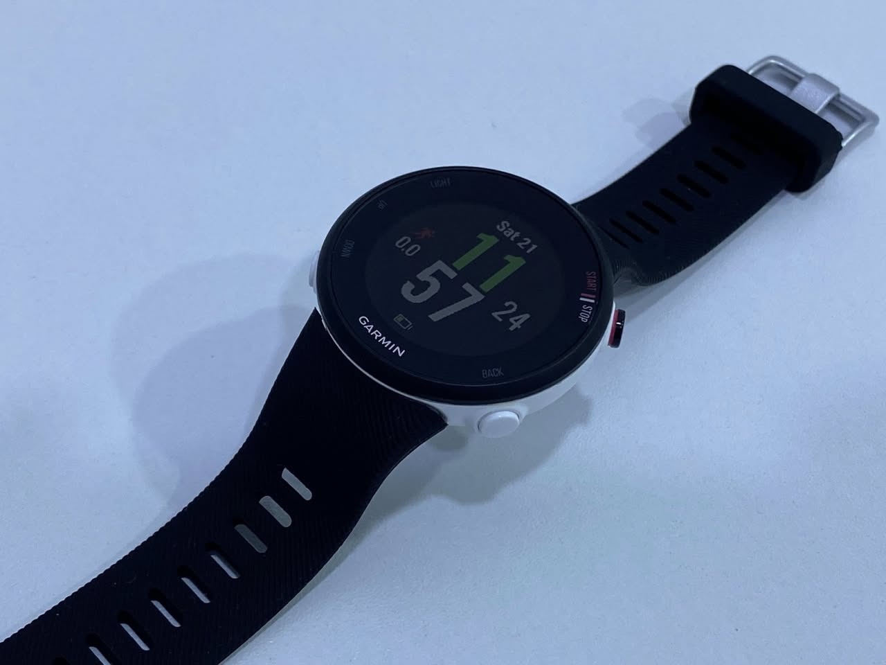 ساعە  سمارت من مارکة گارمن GARMIN FORERUNNER 45s
ساعە سمارت من مارکە گارمن ،ویاها کیبل شحن و علبە
جدید بل باکیت
نضافة ١٠٠٪؜
اعلی سعر ابیع


**إذا كنت صاحب هذا الإعلان وتريد حذفه لأي سبب، رجاءا أرسل رسالة إلى الدعم الفني**