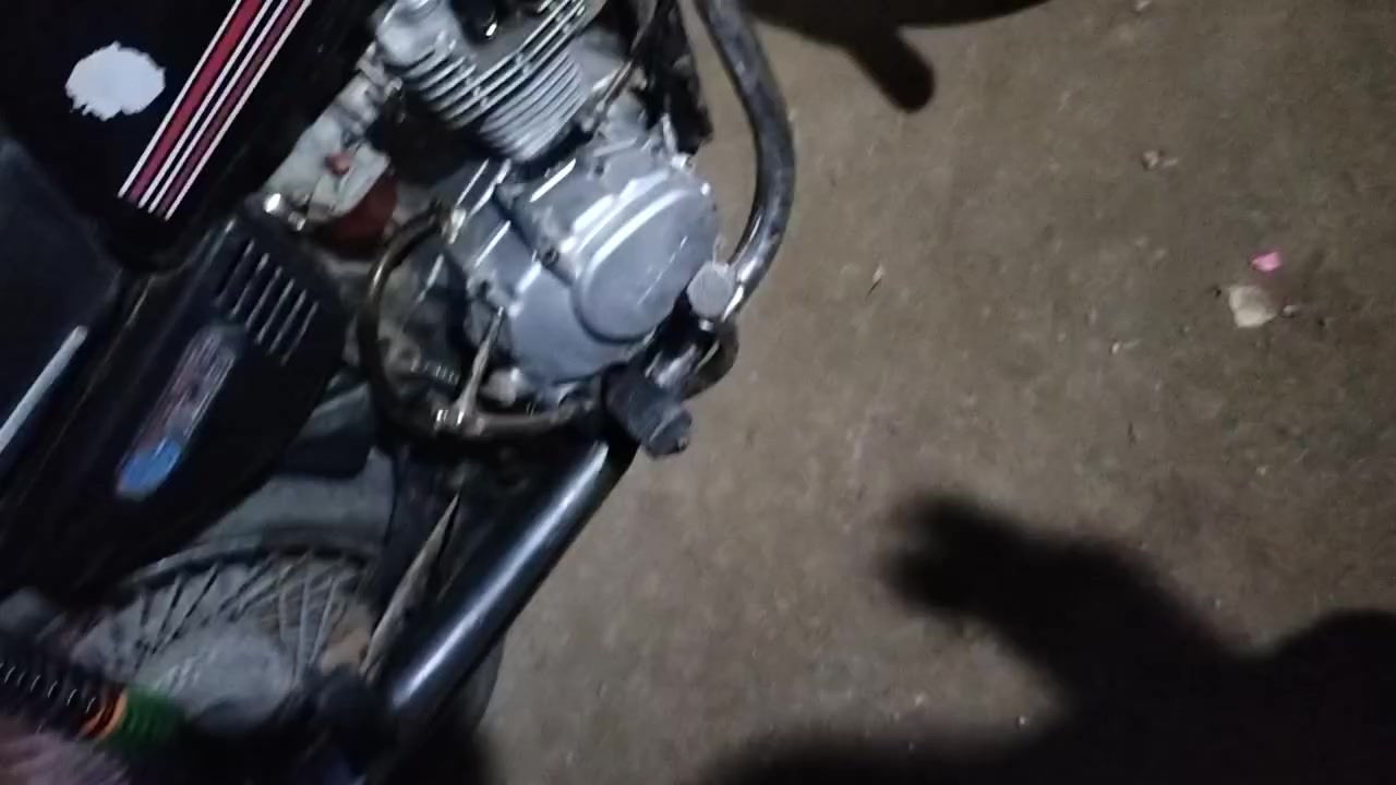 للبيع دراجه اربعه گير نامه موديل 2015 تعمير 
*كهربائيات كامله وشغاله عداد لايتات بگ لايت اشارات وبيها تحويره مال دبل اشاره.
*المكينه خير من الله شلعه فول بس مجفته مره وحده
*الدراجه كلك بدون اوراق بدون اوراق واكفلها من السرقه والعشاير 

السعر المطلوب 350 وبيها مجال..

الشراي يتواصل عل رقم *********** متواجد اتصال+واتساب
