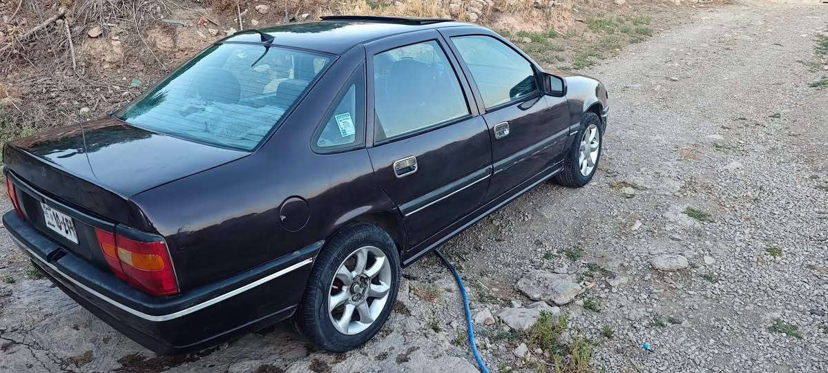 ئۆپڵ ڤیکترا
مۆدێڵ l991 ئاڕم بلاستیک سلێمانی بەشەرتی ئەوەلیاتو کۆمپیتەر سەیاره کە نموونەیە لەجوانی گێروو مەکینەی لۆک لۆک ویل بیکاشوو پێشوو دواوەی بێ حەیب بەرە دەرگاو کوشنو هه مووی لۆک لۆک مەکینە 20 تی گێر حادی سەیارەکە ی ماڵی خۆمە ی مەحرەز نیە 
ناو نیشان دەوروو بەری ڕانیە 
***********
***********
