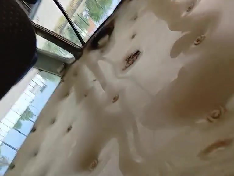 السلام عليكم للبيع موديل ١٢ سياره مال استعمال بيت نظيفه جدا مثل موضح بالصوره سنويه بأسمي لل ٢٩ محرك كير مكفول خير من الله السعر ٢٩ للاتصال ***********
